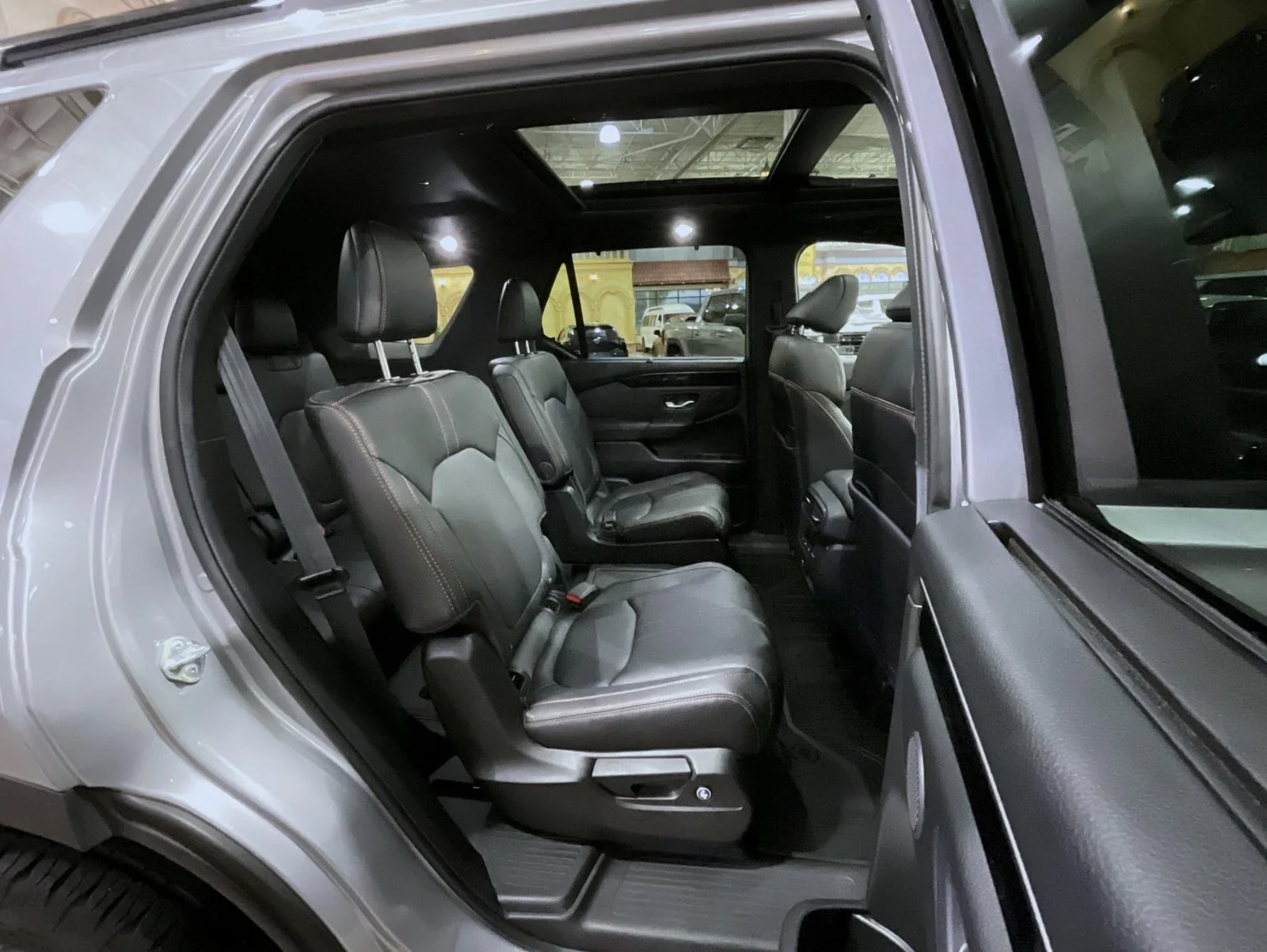 Certified Used 2025 Silver Honda TrailSport image 18