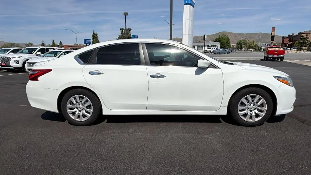 Used 2016 Nissan Altima S with VIN 1N4AL3AP1GC201462 for sale in Carson City, NV