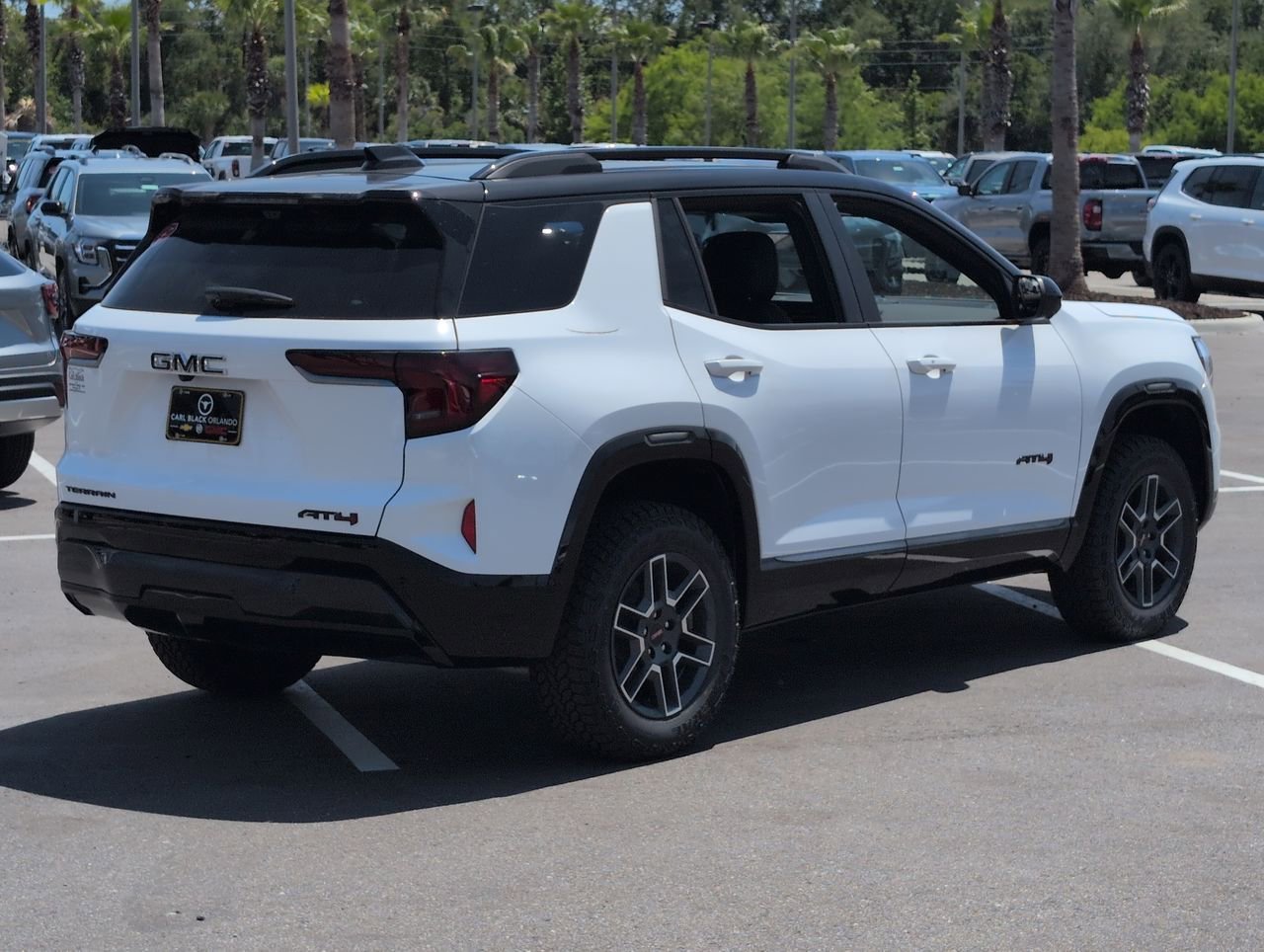 2026 GMC Terrain AT4 - Photo 8
