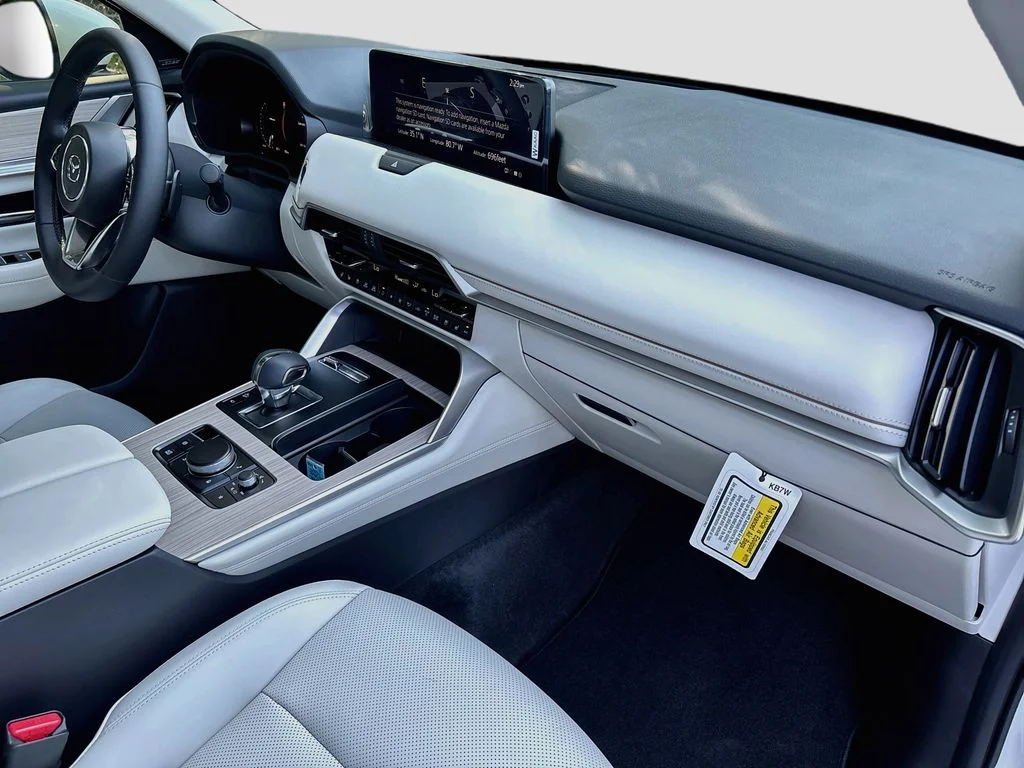 New 2026 Rhodium White Premium Mazda 3.3 Turbo Premium Plus AWD image 32