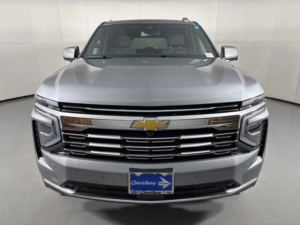 Used 2025 Gray Chevrolet Premier image 4