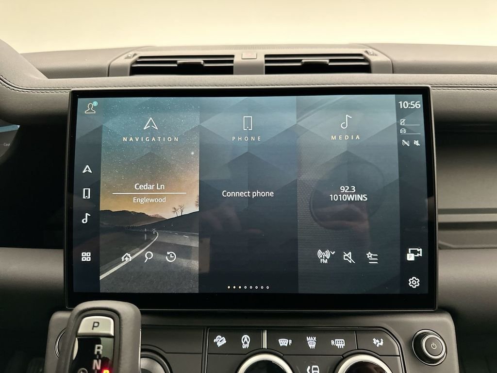 New 2026 Woolstone Green Land Rover S image 16