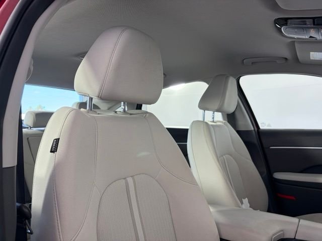 Used 2025 Red Hyundai SEL image 36
