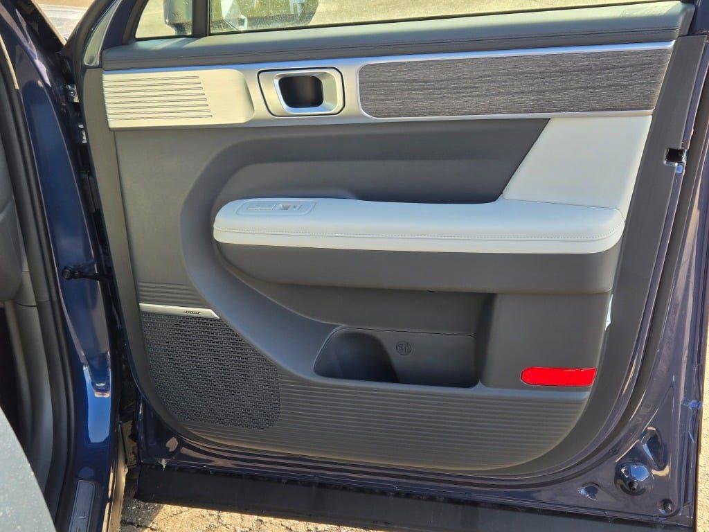 New 2026 Atlantis Blue Hyundai Calligraphy AWD image 6