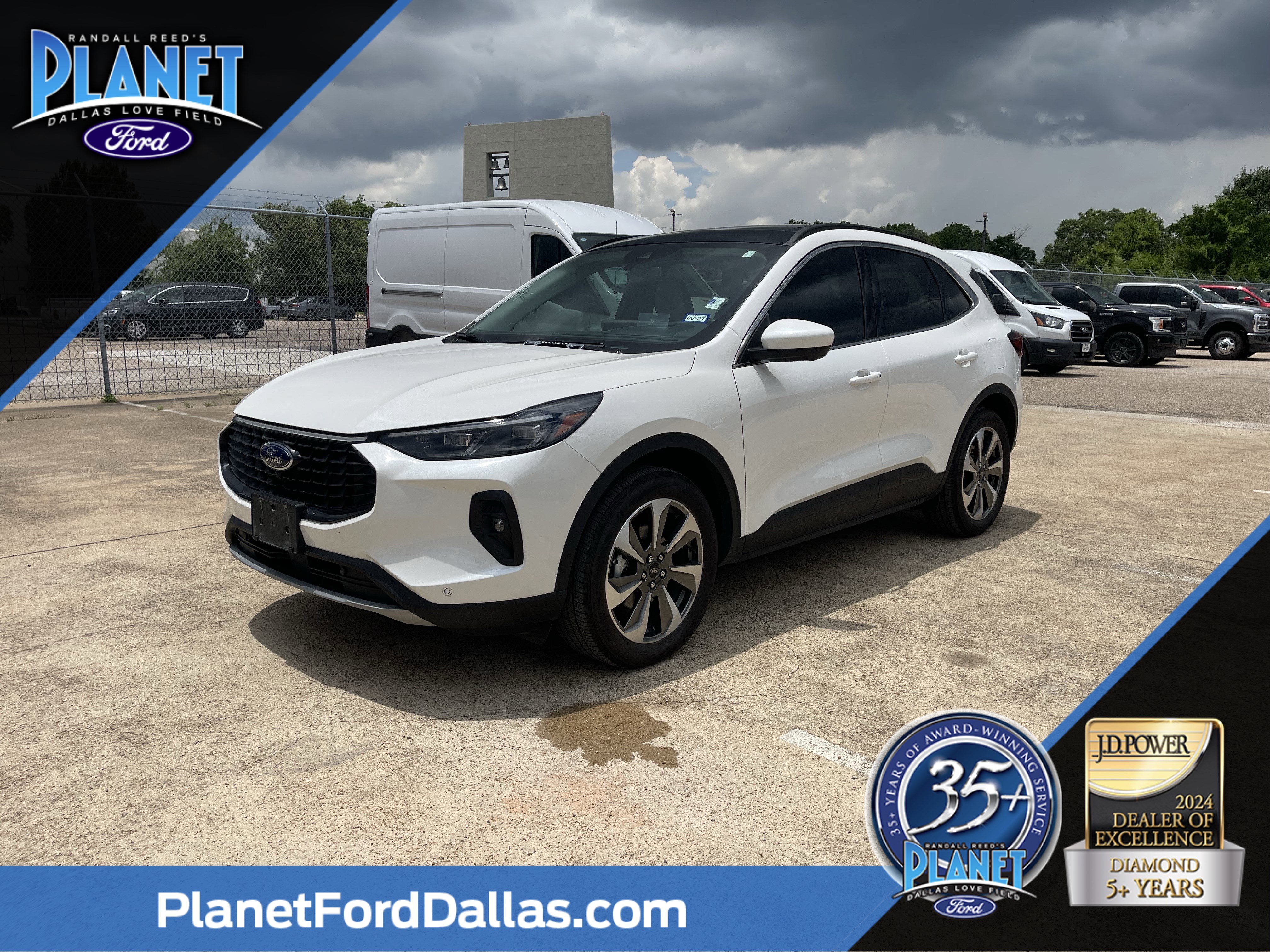 Used 2025 White Metallic Ford Platinum image 1