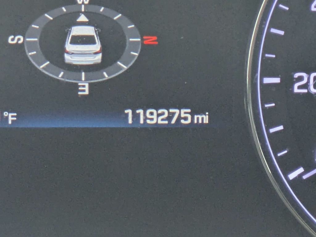 Used 2016 Blue Hyundai 3.8 image 30