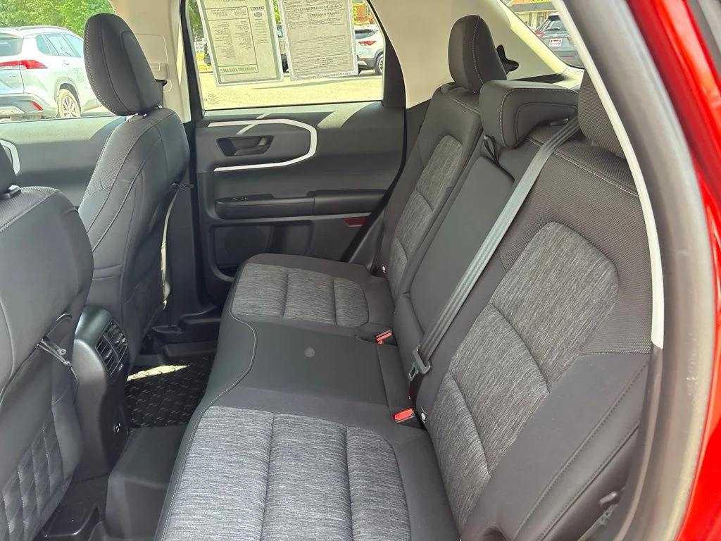 Used 2023 Red Ford Big Bend image 25