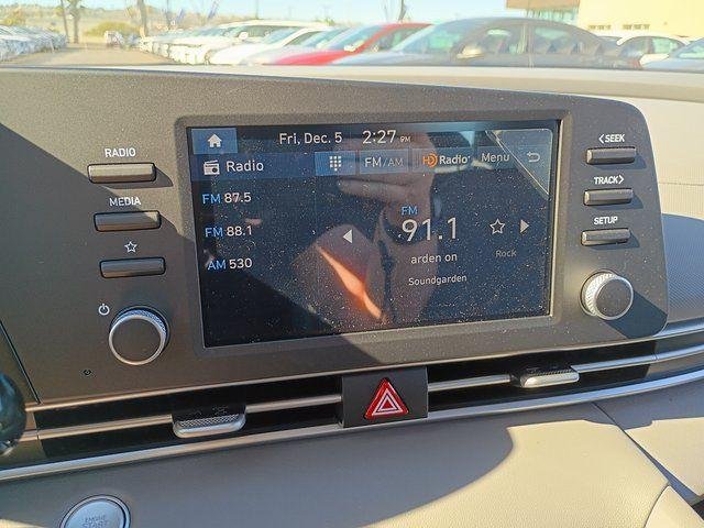 2026 Hyundai Elantra SEL - Photo 17