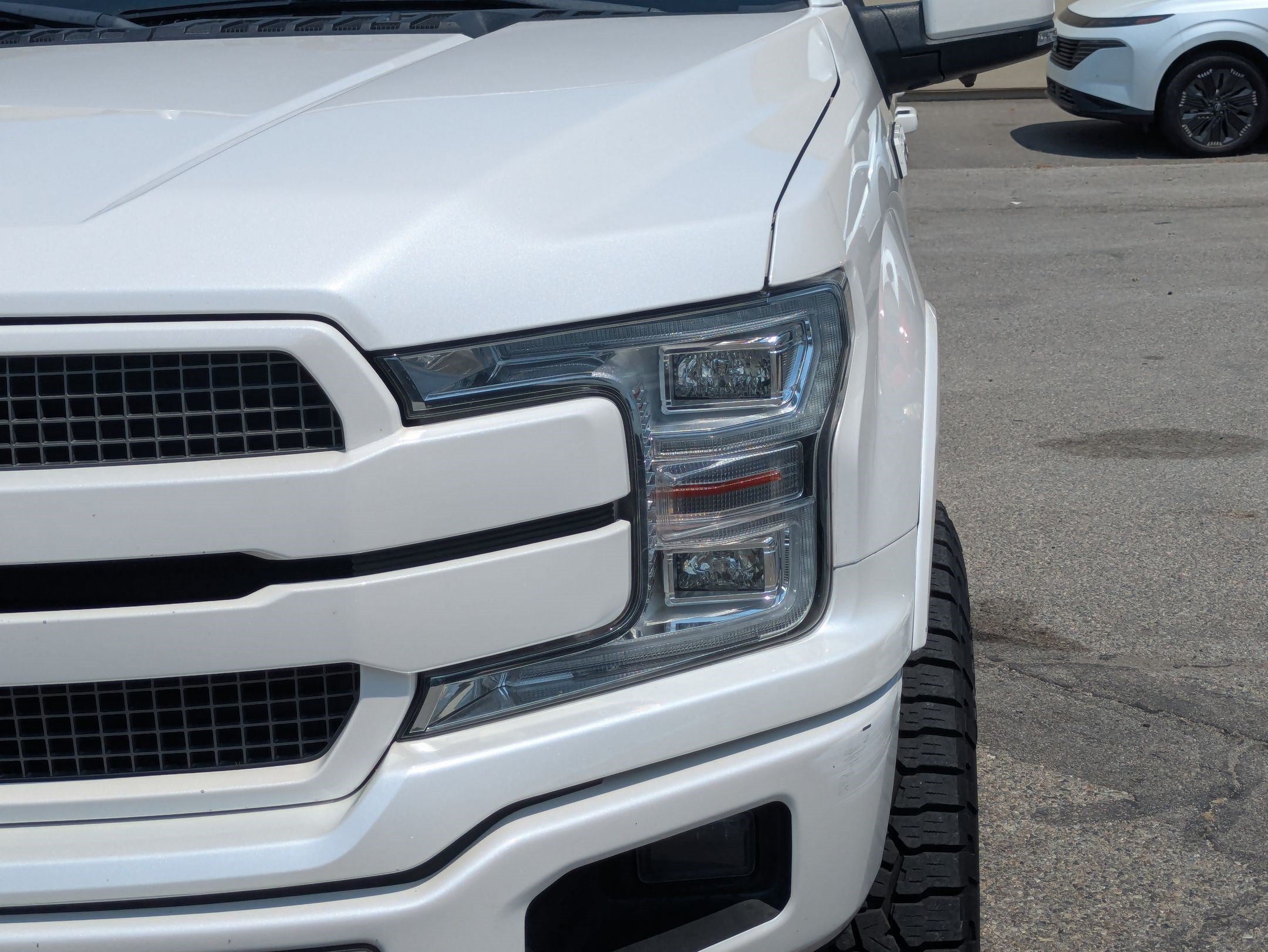 Used 2019 White Platinum Clearcoat Metallic Ford Platinum image 10