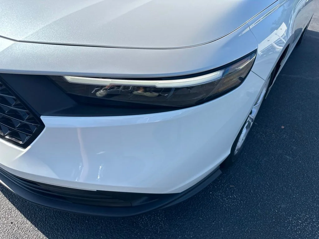 New 2026 Platinum White Pearl Honda LX image 9