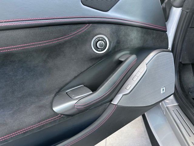 Used 2022 Silver Ferrari Base image 7