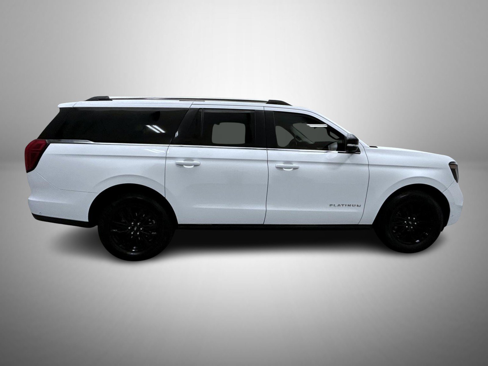 Used 2025 White Ford Platinum image 4