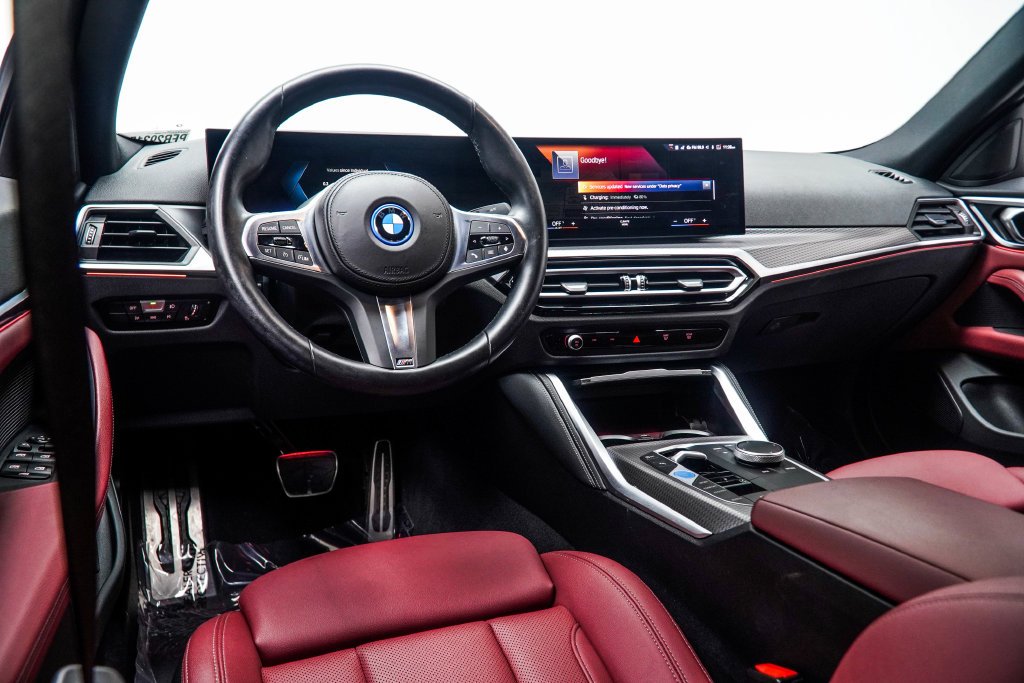 Used 2023 Gray BMW eDrive40 image 18