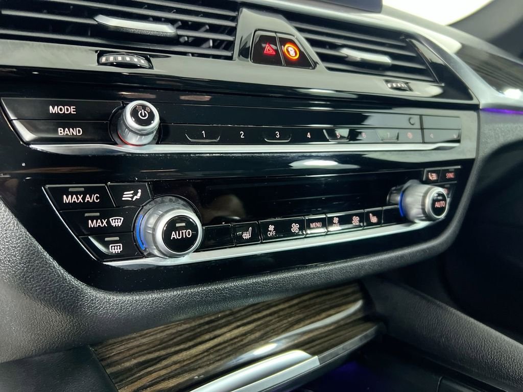 2022 BMW 5 Series 540i - Photo 24
