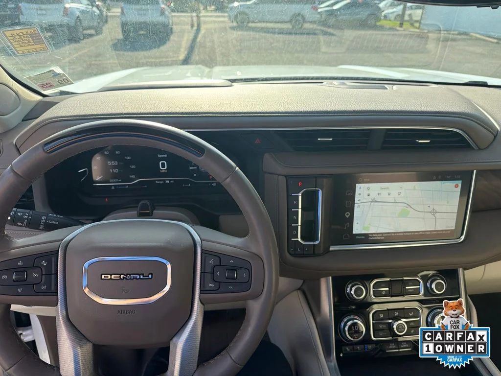 Used 2023 White GMC Denali image 9