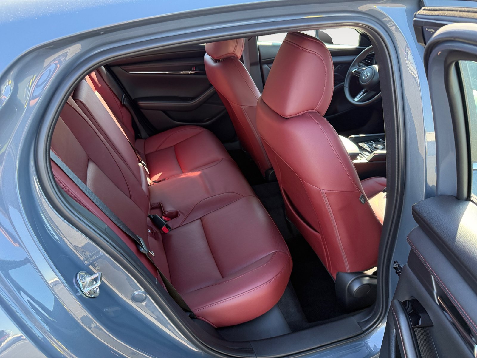 Used 2026 Gray Metallic Mazda 2.5 S Carbon Edition image 18