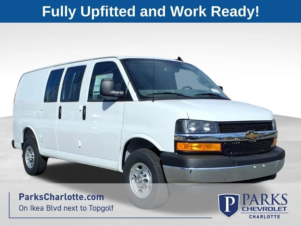 2026 Chevrolet Express 2500 Extended Work Van HD's photo