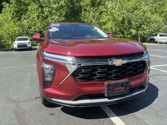 Used 2025 Red Chevrolet LT image 11