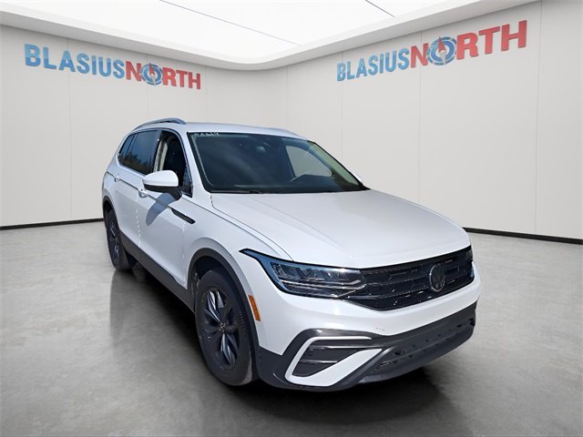 2024 Volkswagen Tiguan SE Wolfsburg Edition photo 3