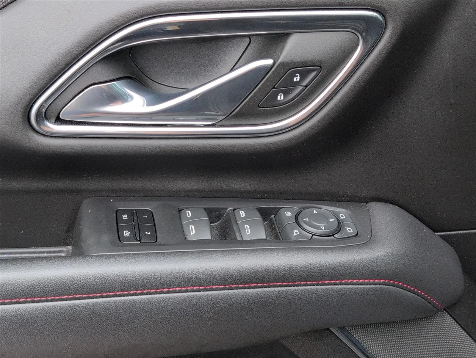 Used 2023 Black Chevrolet RST image 17