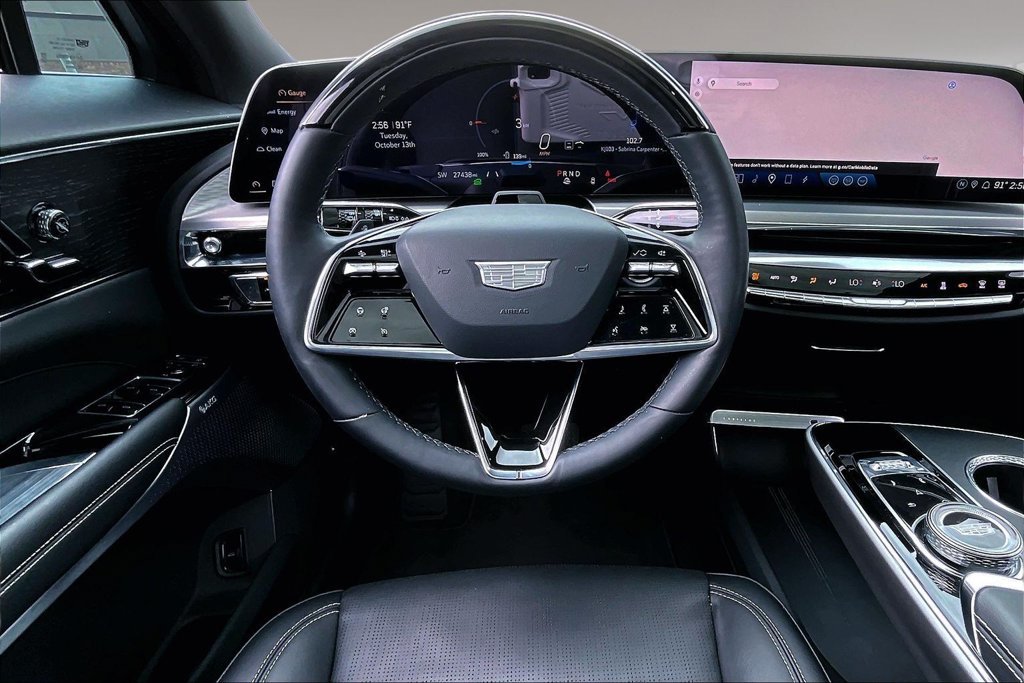 Used 2023 Gray Cadillac Luxury image 5