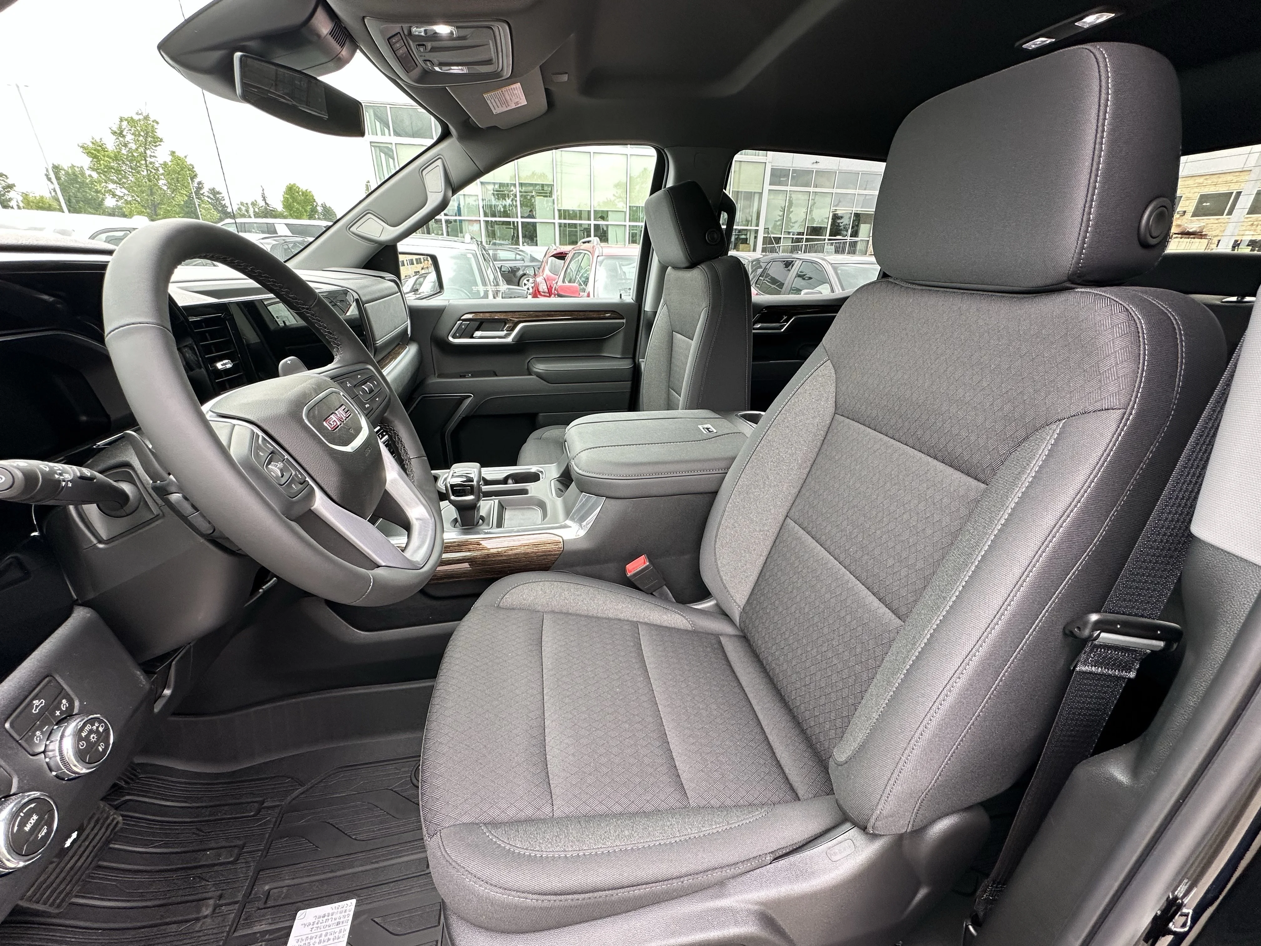 New 2026 Onyx Black GMC Elevation image 11