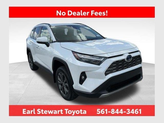 Certified Used 2024 WIND CHILL PEARL Toyota  image 1