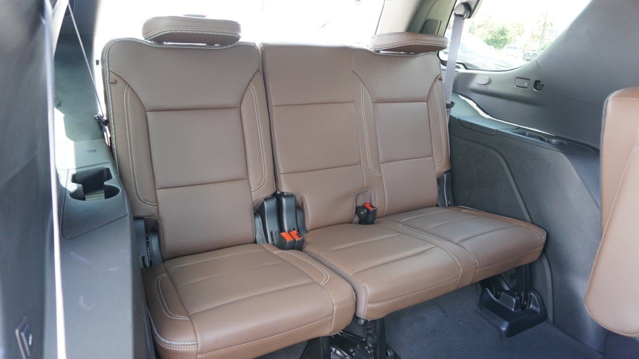 Used 2024 Gray Chevrolet High Country image 39