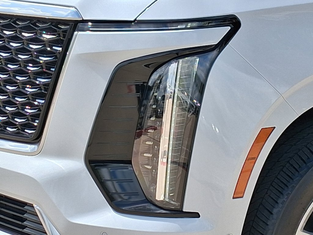 Used 2026 Vibrant White Tricoat Cadillac 1SA image 8