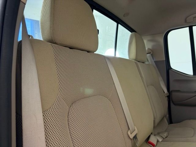 Used 2018 Red Nissan SV image 35