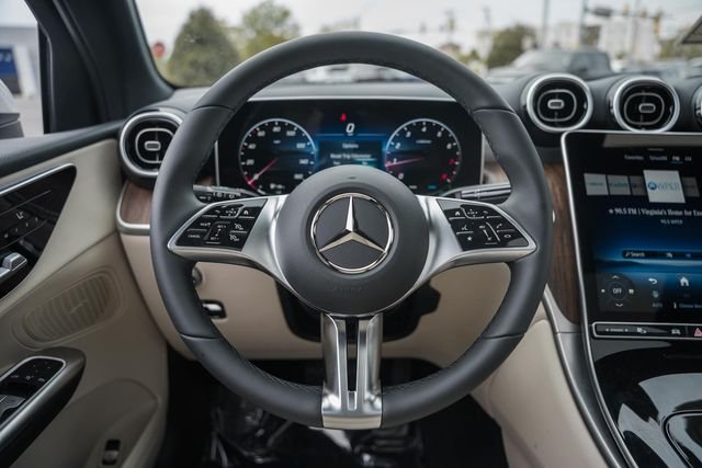 New 2026 Polar White Mercedes-Benz GLC 300 image 27