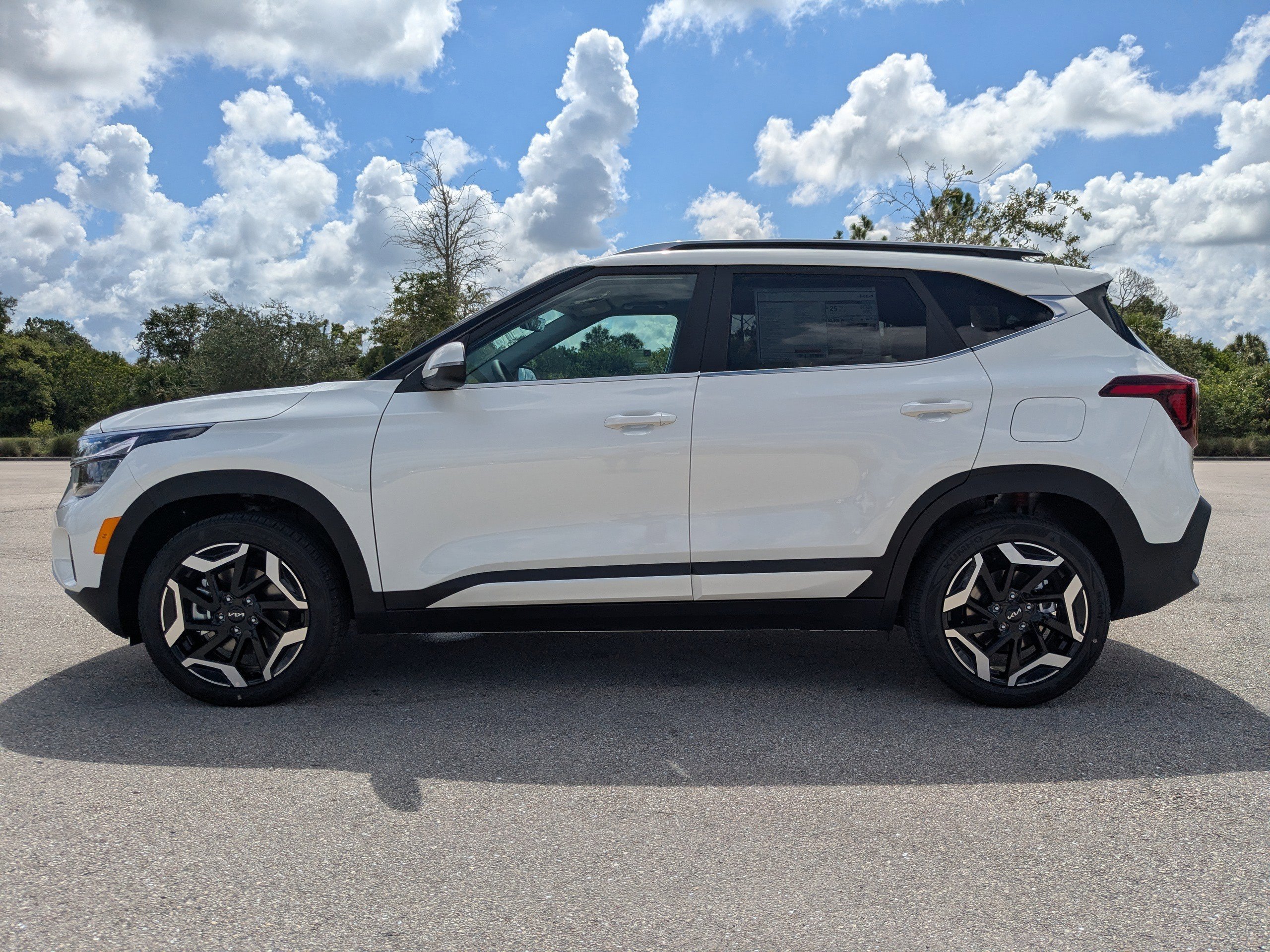 2026 Kia Seltos SX - Photo 8