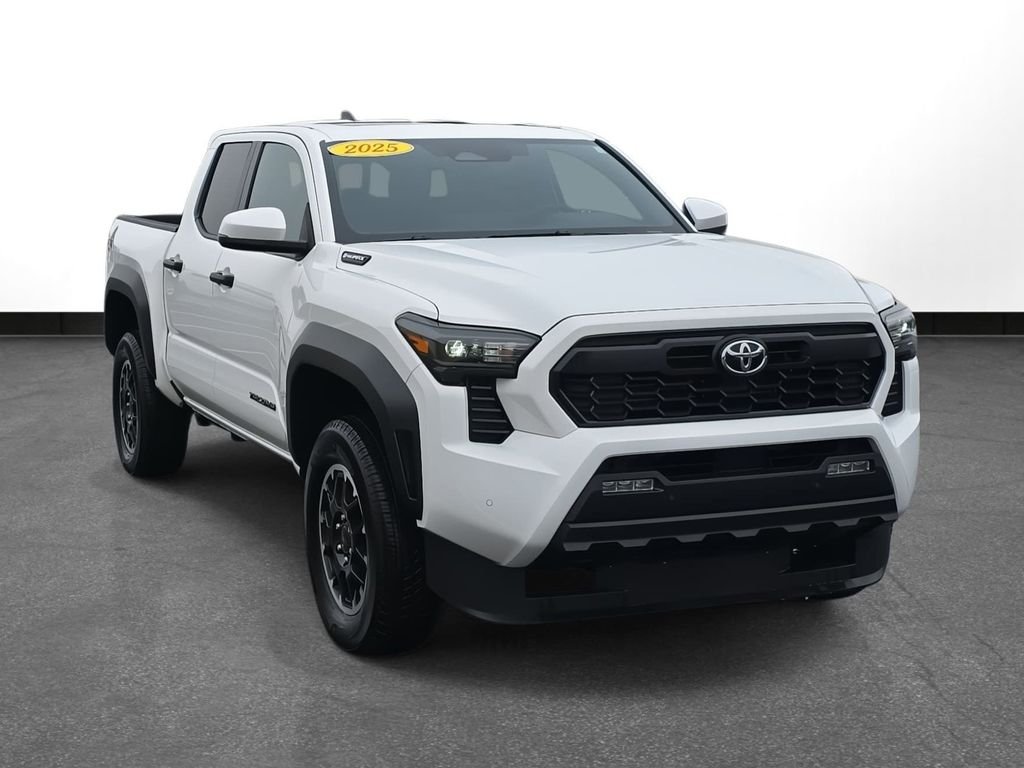 2025 Toyota Tacoma TRD Off Road - Photo 3