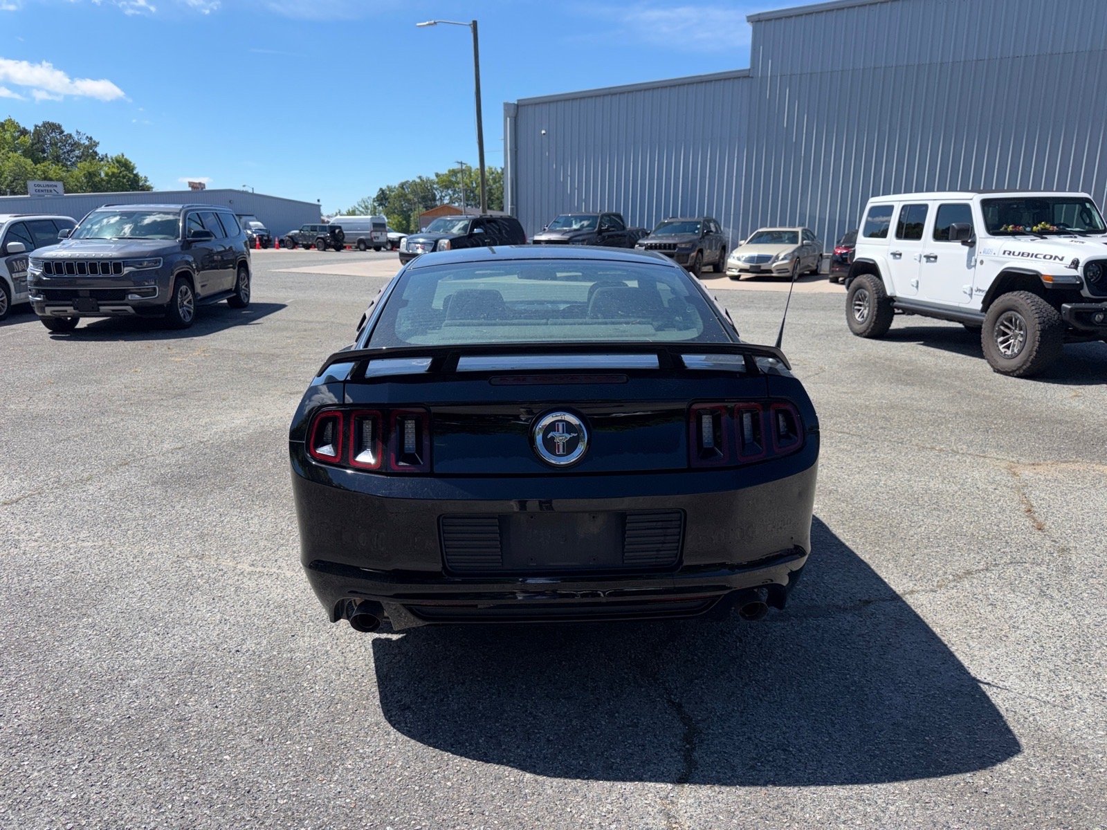 Used 2013 Black Ford V6 image 5