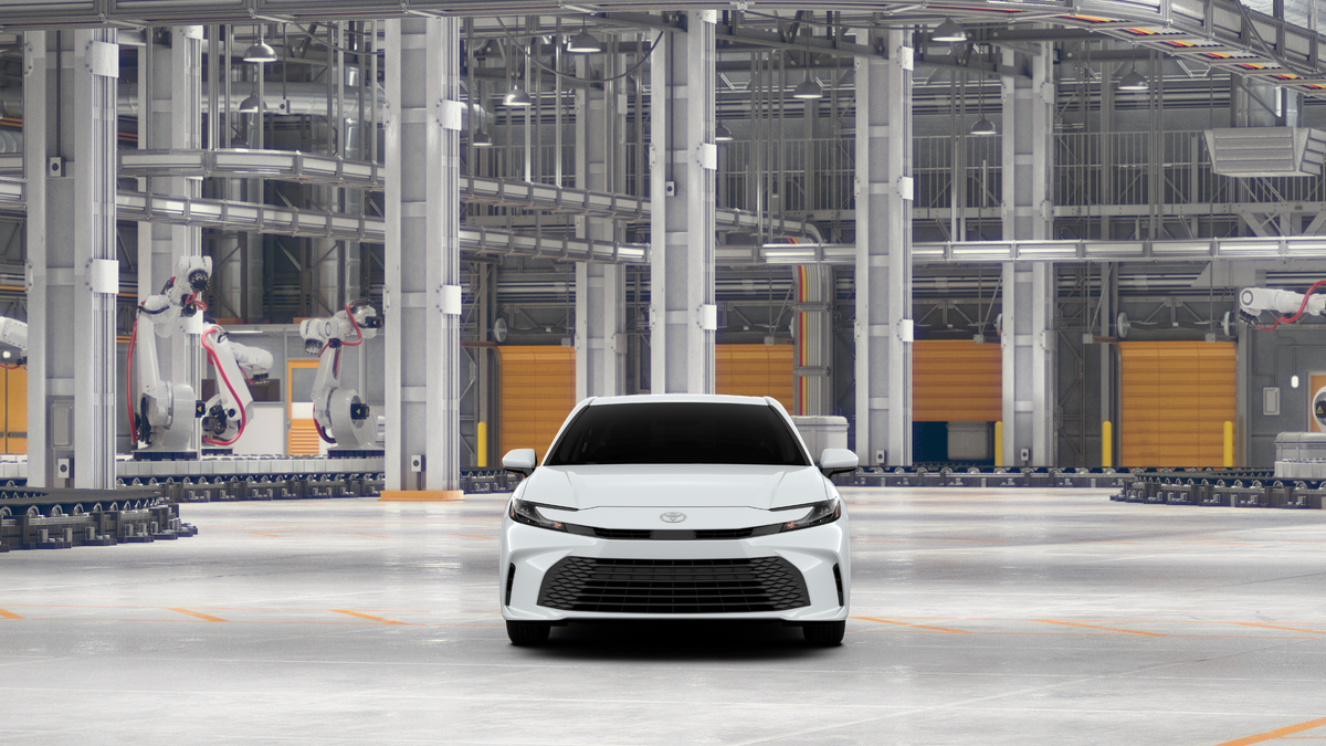 New 2027 Ice Cap Toyota LE image 17