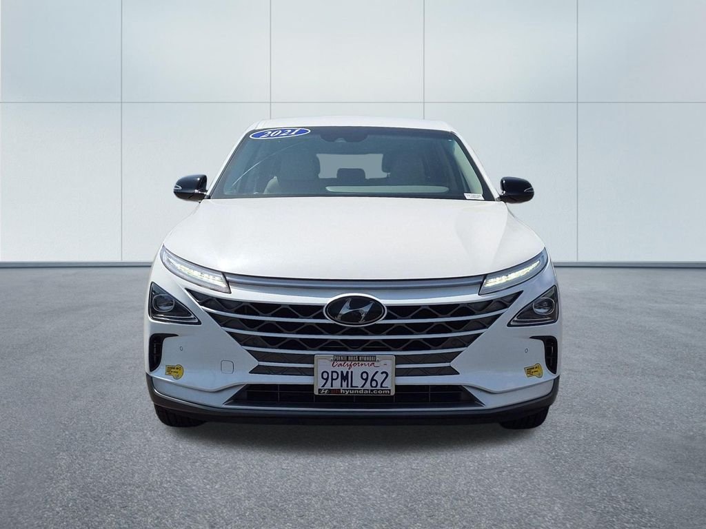 Used 2021 White Hyundai Blue image 2