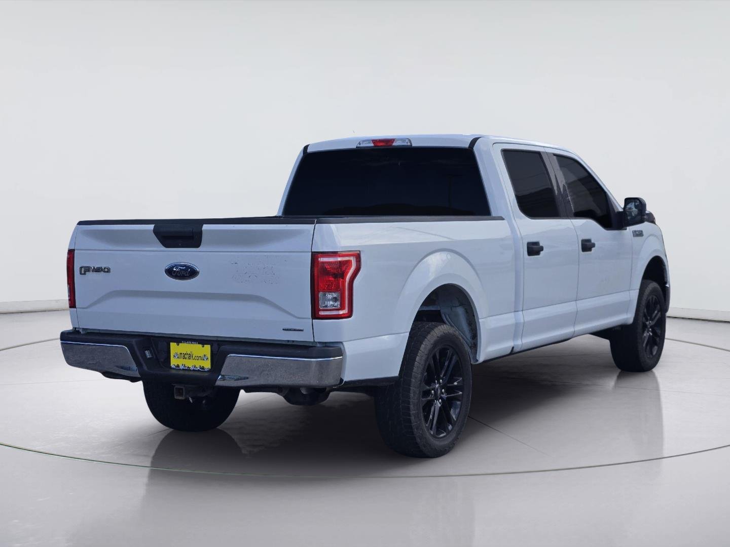 Used 2016 Oxford White FORD  image 8