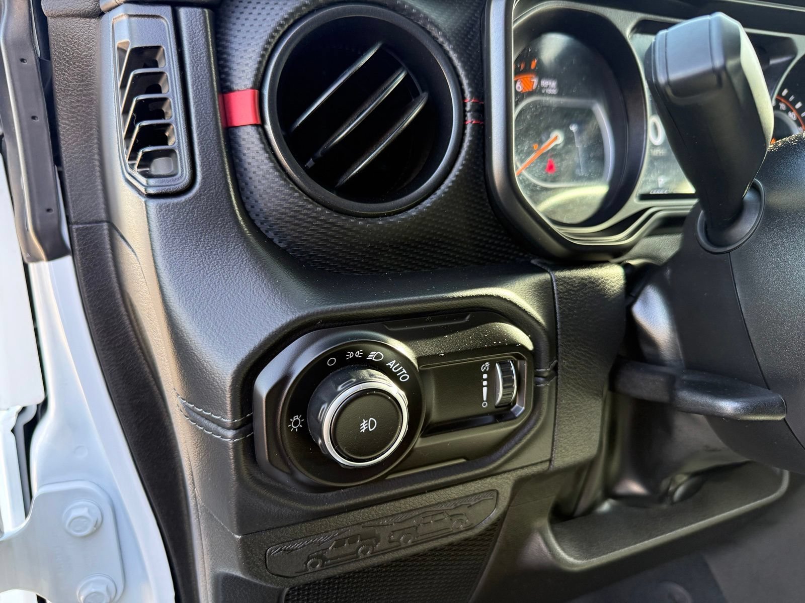 2025 Jeep Wrangler 4-Door Rubicon - Photo 12