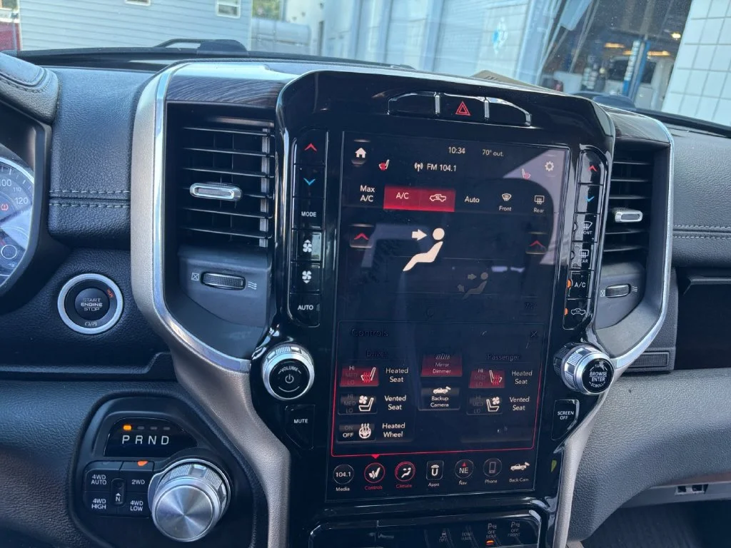Used 2019 Black Ram Laramie image 37
