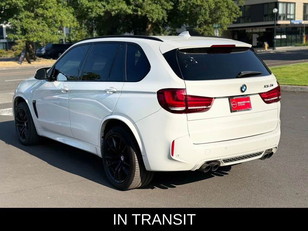 Used 2015 White BMW Base image 3