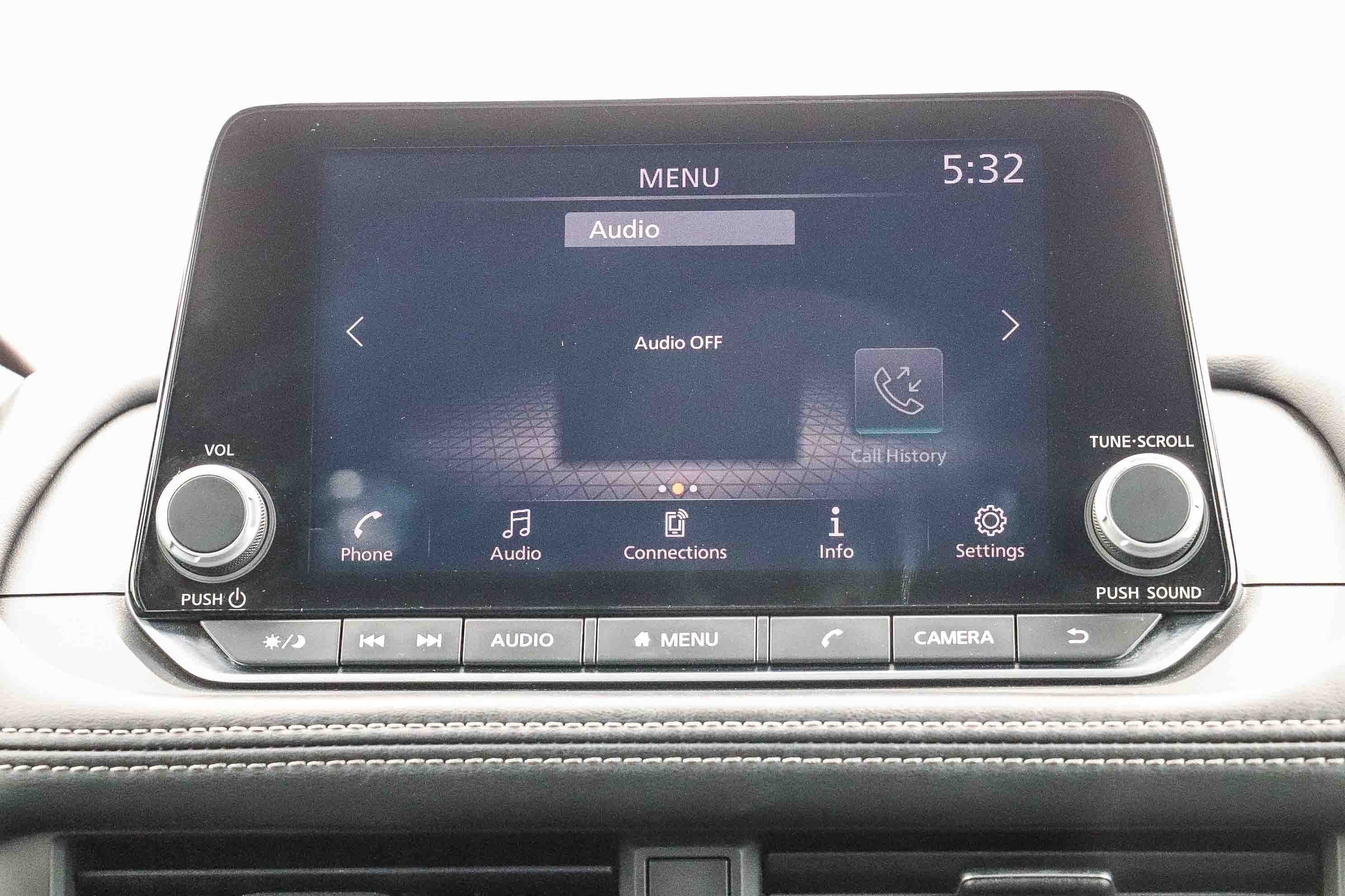 Used 2023 Glacier White Nissan S image 13