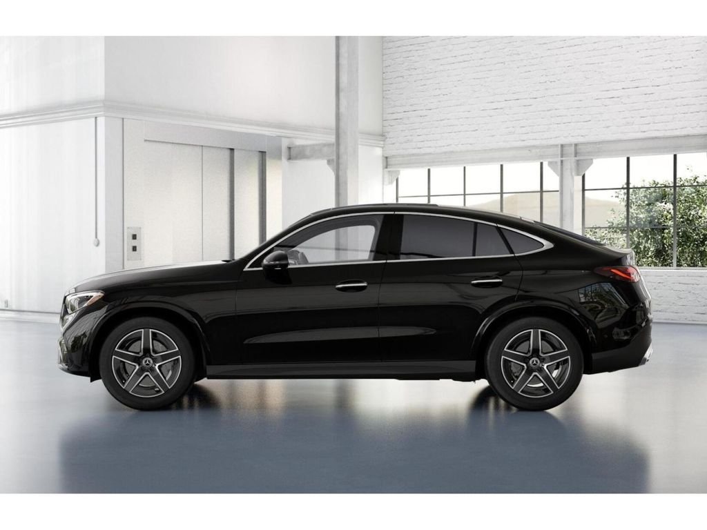 New 2027 Black Mercedes-Benz GLC 300 image 34