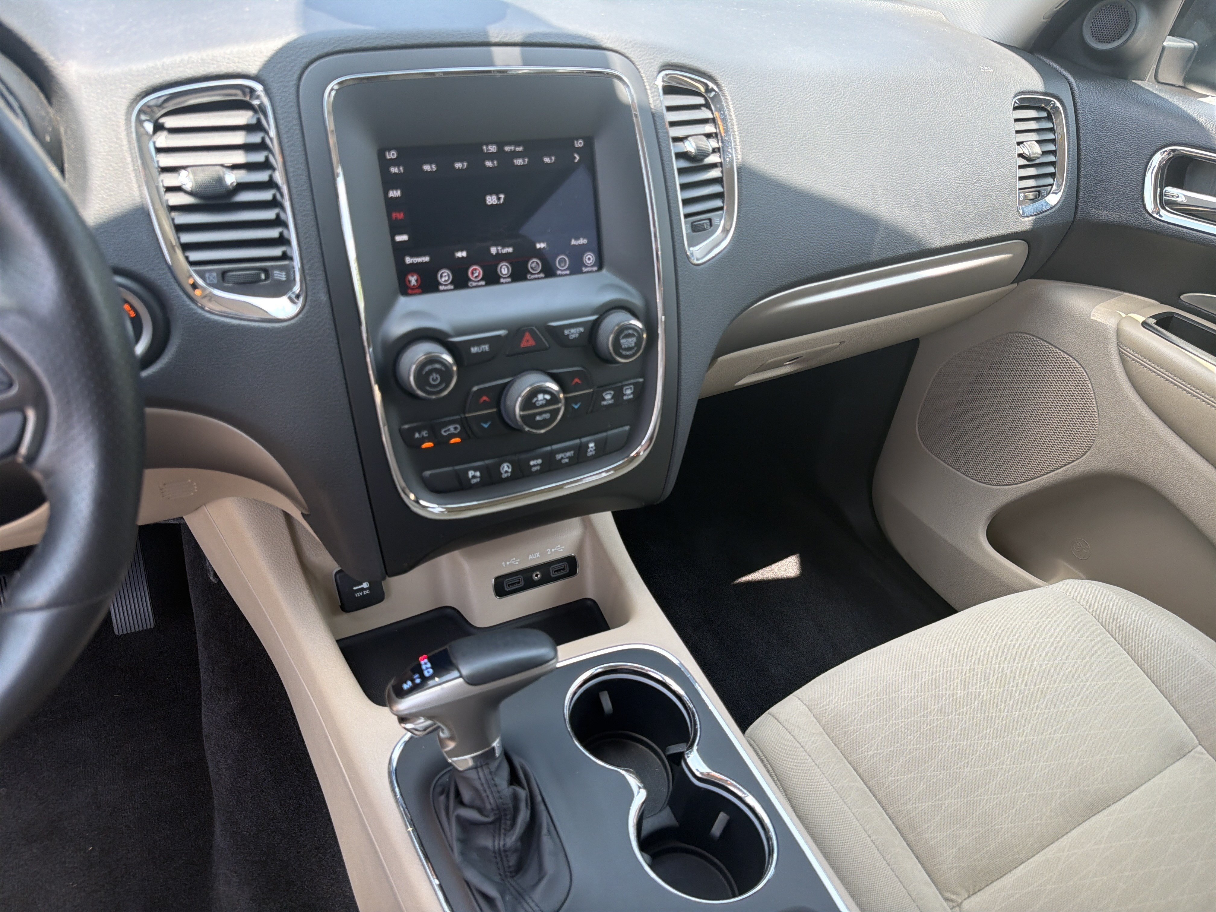 Used 2018 DB Black Clearcoat Dodge SXT image 33