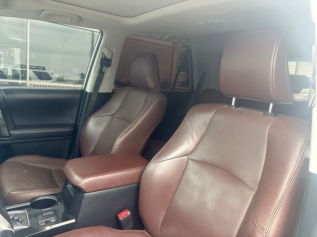 Used 2016 Classic Silver Metallic Toyota Limited image 12