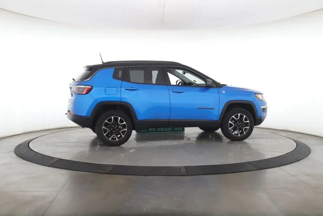 Used 2021 Blue Jeep Trailhawk image 6