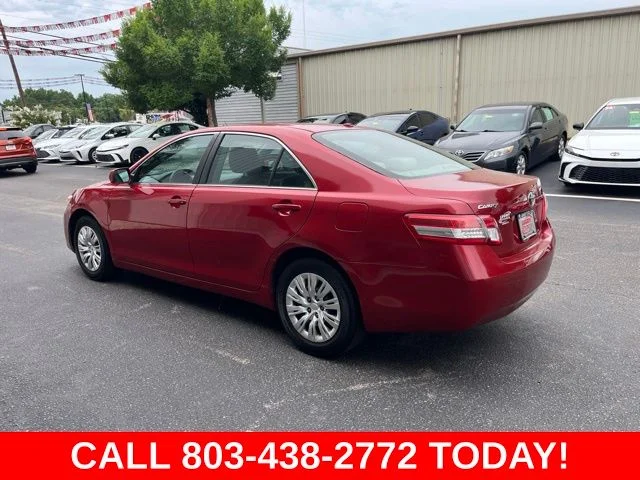 Used 2011 Red Toyota LE image 35