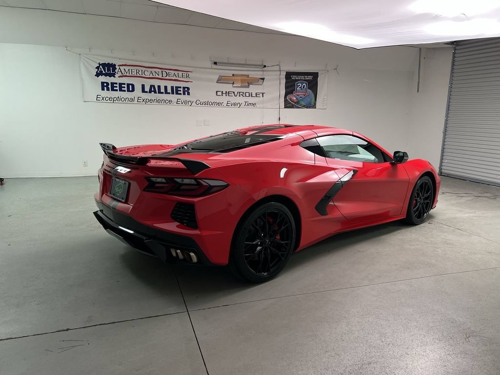 2023 Chevrolet Corvette 2LT - Photo 8