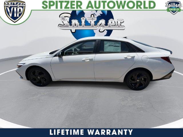 New 2026 White Hyundai SEL Sport image 10