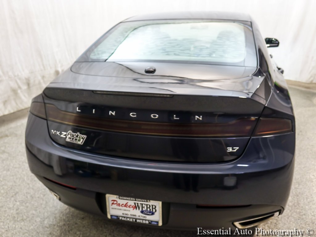 Used 2013 Quartz Metallic Lincoln Base image 6