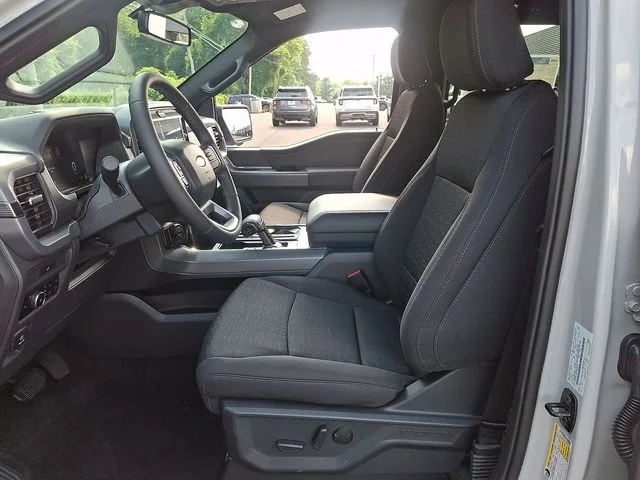 New 2026 Avalanche Ford XLT image 9
